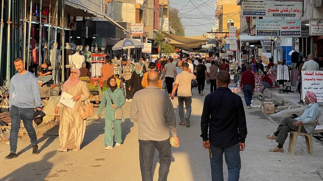 صور: وصلت ملابس الصيف إلى سوق بعقوبة.. البيع “للمعاميل” والموظفون سحبوا “سلف”