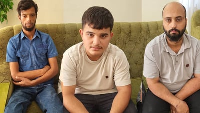 الصور الأولى للمختطفين العراقيين بعد تحريرهم.. وصلوا إلى الأهواز بأمان