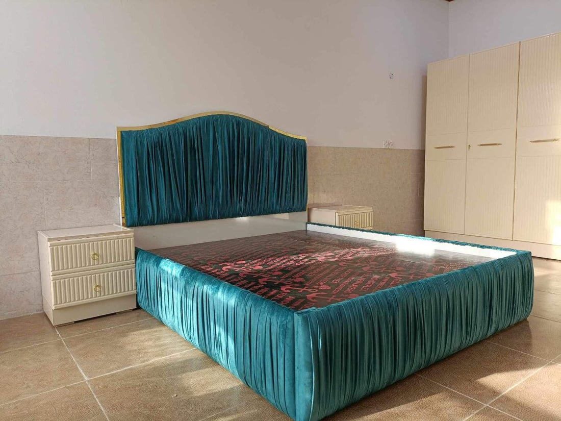 صور: غرف نوم بالمتانة العراقية والجمال التركي.. نجار بعقوبة أوجد الخلطة