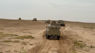 صور: الجيش والهندسة يمشطون شمال راوة بإسناد الطيران الحربي