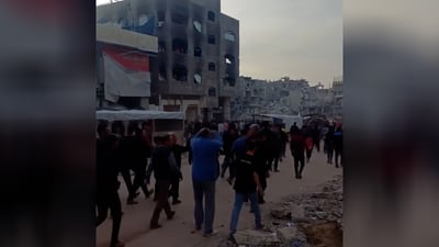 فيديو: أهل غزة يصرخون في الشوارع لطرد حماس.. “برا برا”