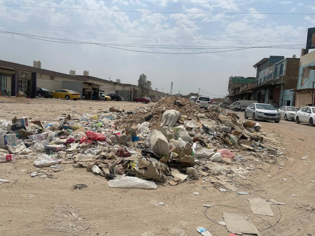 مدير البلدية يصارح أهل النجف بشأن النفايات: العمال صاروا شرطة وهذه تفاصيل ما حصل