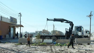 صور: سرايا السلام ترفع الكونكريت وتفتح طرقاً مغلقة في سامراء