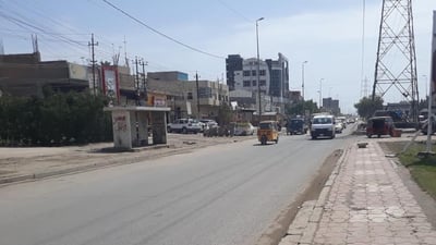 “مطلوب فلوس”.. عبارة جديدة على جدار منزل في البلديات.. تهديد أم تنبيه طريف؟