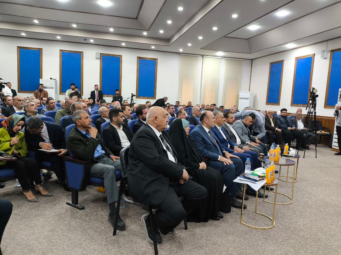 مؤتمر في بابل: المصانع الأهلية “تربح وتخسر” والتصميم أوربي.. قرارات الحكومة “مدهشة”
