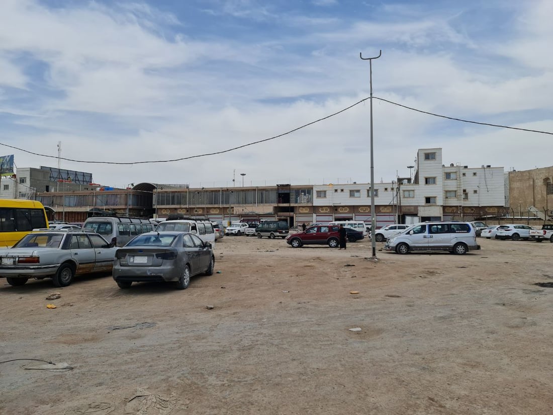 بلدية السماوة تخصص قطعة أرض كمرآب لسيارات النقل الداخلي (صور)