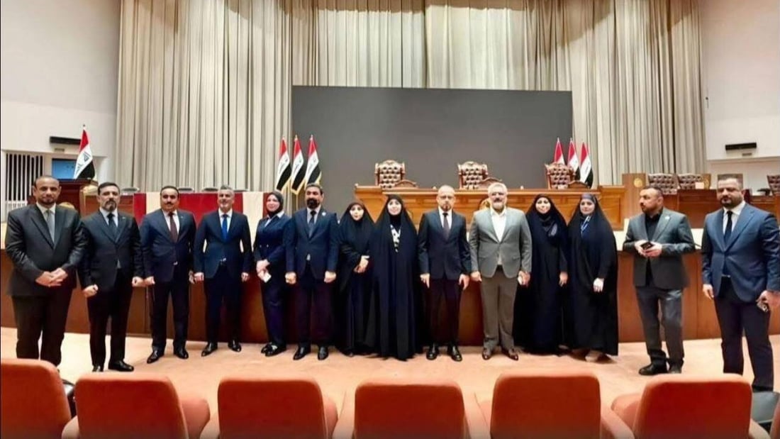 كتلة العصائب تتبرع براتب شهر كامل دعماً لإيران ولبنان