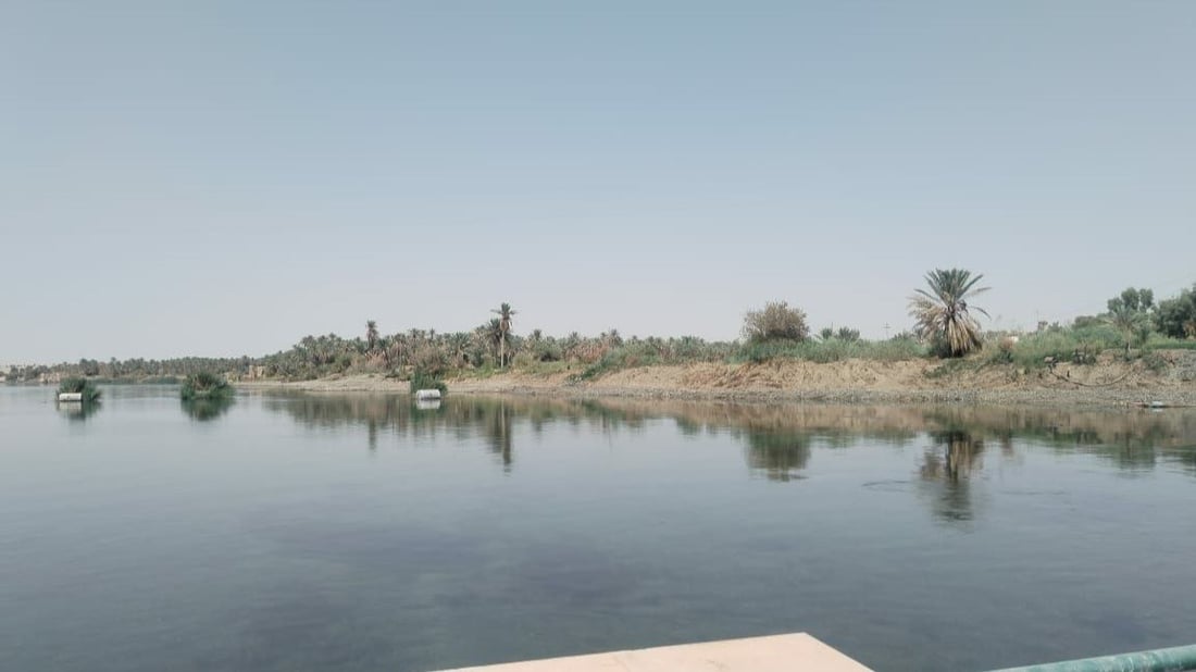 حملة لتنظيف الفرات من الإرهابيين والبرغش (صور)