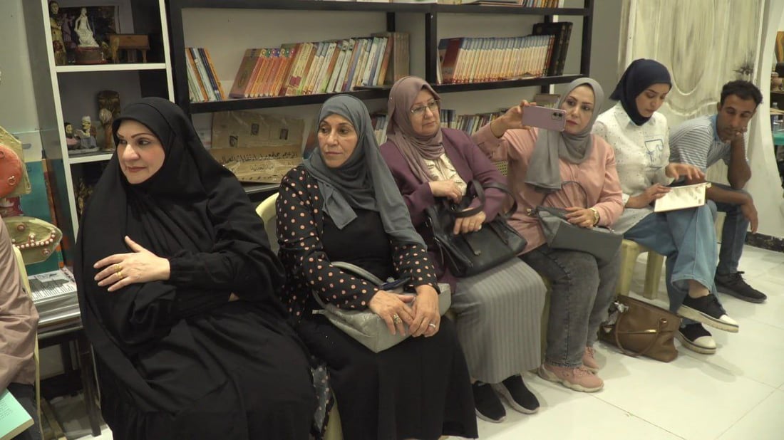 صور: سيدة كردية في متحف حمورابي تروي أوجه الشبه بين حضارة بابل وكردستان