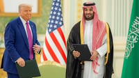ترامب يعلن من السعودية رفع العقوبات عن سوريا: آن الأوان...