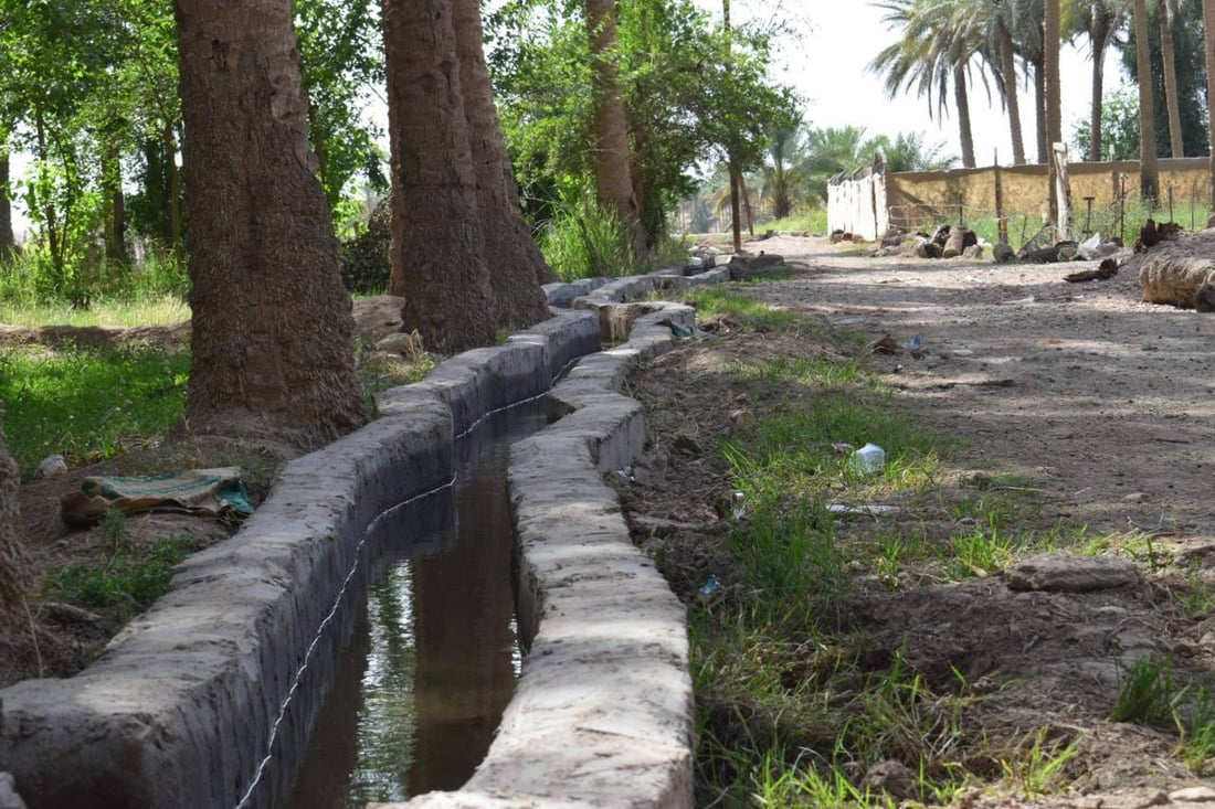 مشاهد ملهمة من ناحية البغدادي: الأهالي أحيوا ساقية قديمة لإرواء 150 بستاناً (صور)