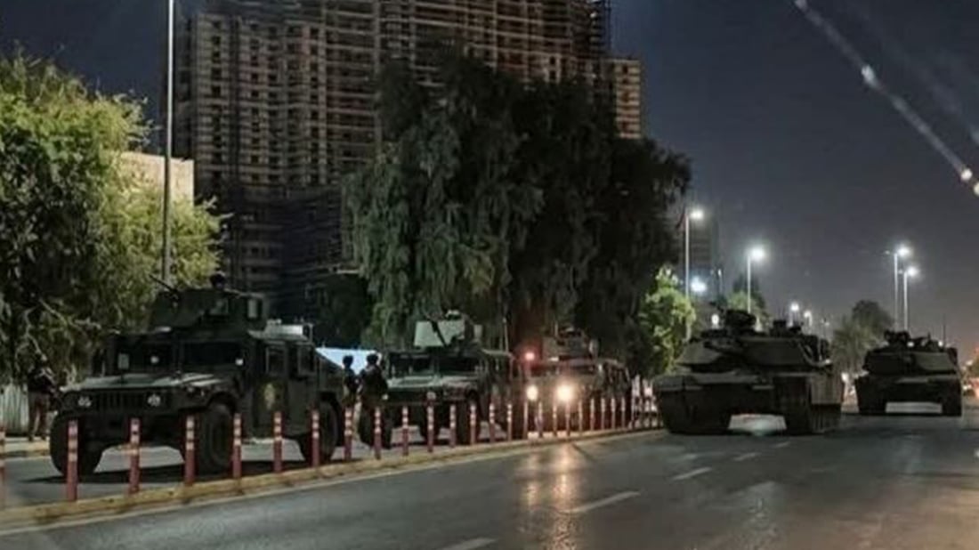 حكومة الزيدي تنشر أسماء الوجبة الأولى من 47 مسؤولاً اعتقلوا خلال 12 ساعة