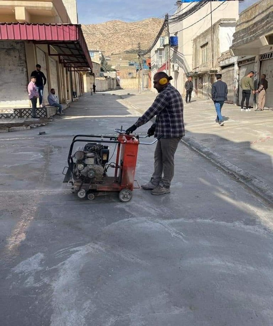 ئەم وێنەیە لە سەرۆكایەتی شارەوانی دهۆك لە بەشی پڕۆژەكان وەرگیراوە، وەزارەتی شارەوانی بڵاوی كردونەتەوە