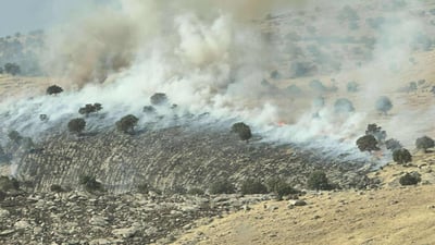 حەوت کاتژمێرە شاخی سەنگەسەر دەسووتێت