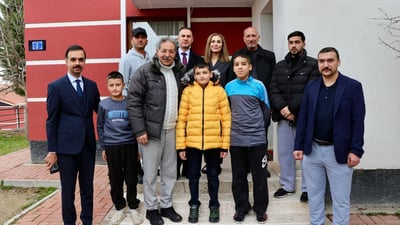 Iraq says embassy in Ankara helped reunite boy abducted by ISIS with family