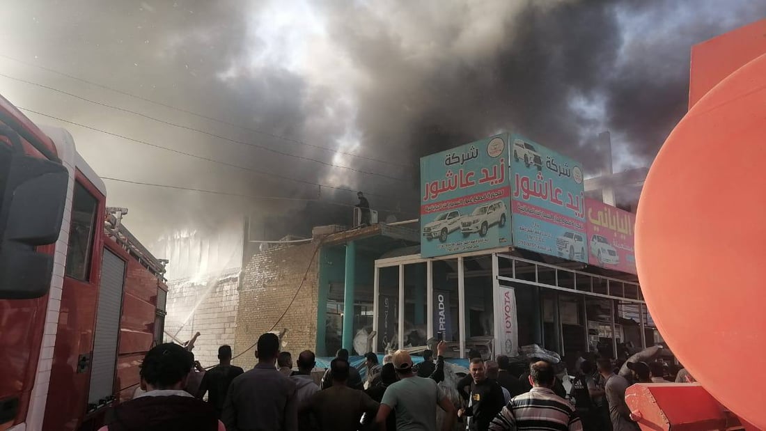 النجف: 500 مليون دينار خسائر الحريق في مجمع “زيد عاشور” (صور)