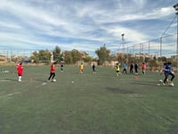 شاندێکی فوتساڵ گەشتی فەرەنسا دەکەن