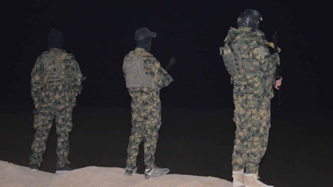 صور: الحشد الشعبي يعزز انتشاره على الحدود مع سوريا