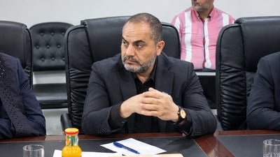 مداهمة منزل رئيس مجلس ذي قار.. الناشي ينفي الأخبار المتداولة ويدعو لتحري الدقة