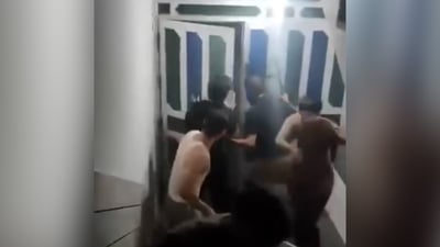 قصة الهجوم على سكن العراقيين في سمنان.. منعوا شخصين مخمورين فهاجمهم 150 إيرانياً