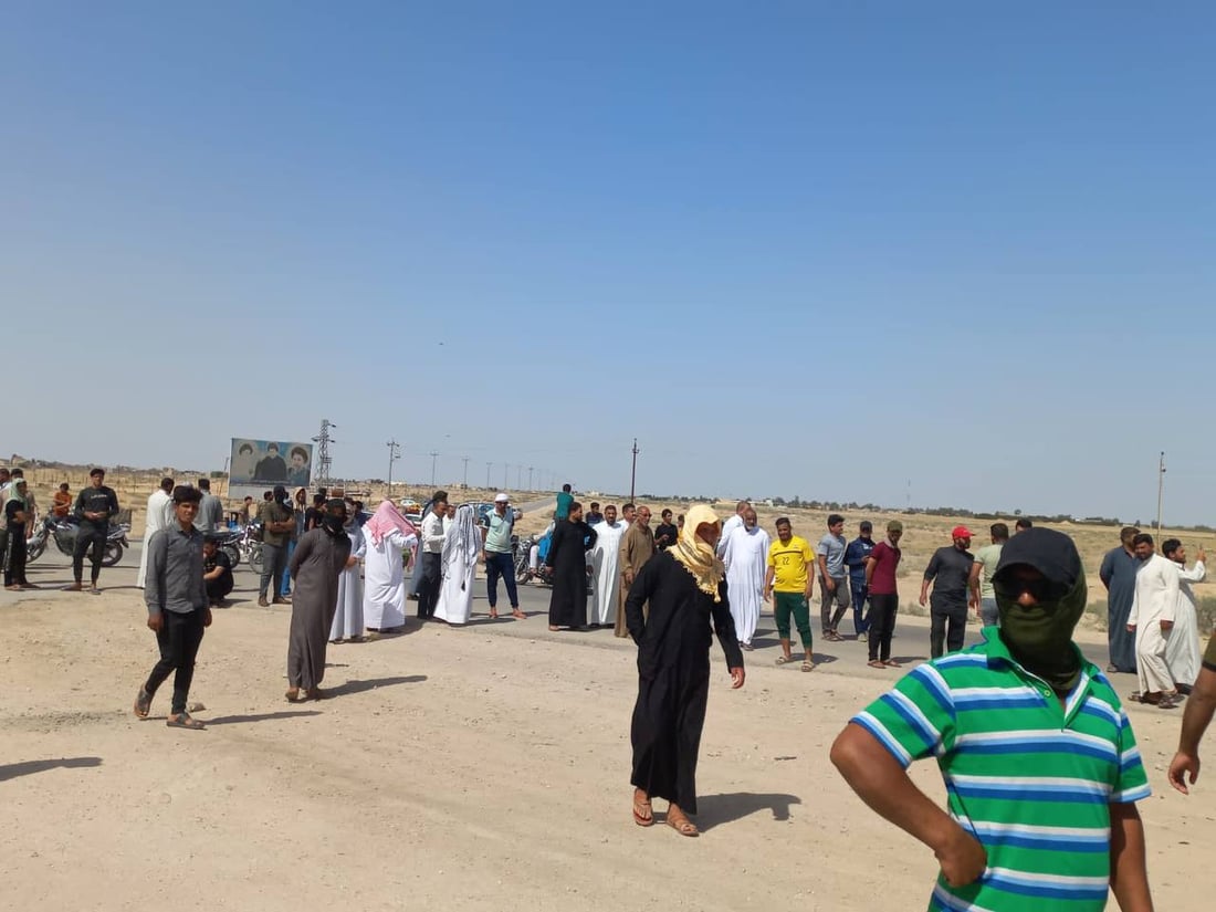 صور: تظاهرة غاضبة في الحر.. أهالي الشريعة والأنوار بلا ماء منذ شهرين