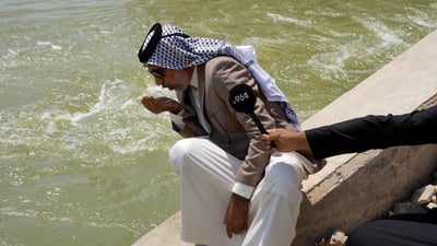 النجف تحارب الطحالب بالكلور وتغسل الفلاتر لتوفير مياه شرب معقمة