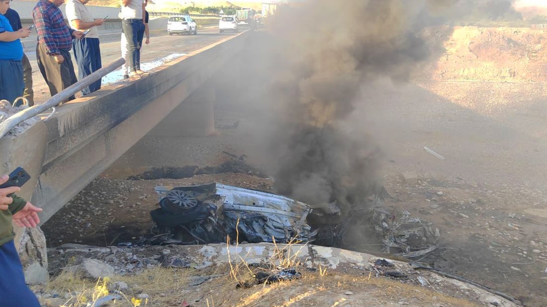 Garmian crash kills three, injures one after car plunges from bridge