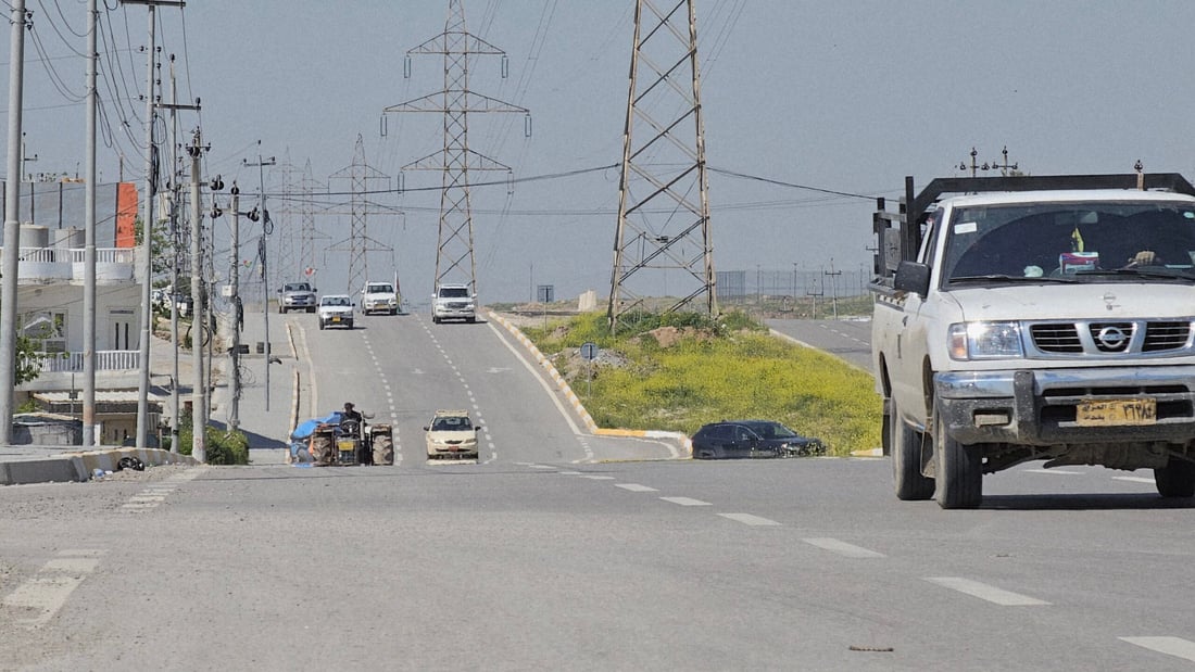 دانیشتووانی دەورووبەری شەقامی فیدڕاڵی بێزاربوون بەدەست تیژڕەوی ئۆتۆمبێلەکان