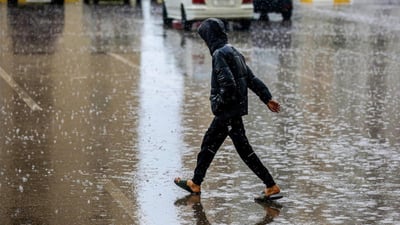 Iraq suspends government work Thursday as storms set to peak overnight