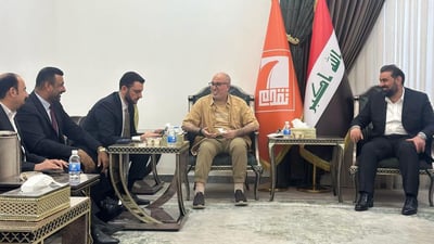 صورة: أول ظهور للنائب السابق أحمد العلواني بعد إطلاق سراحه من السجن