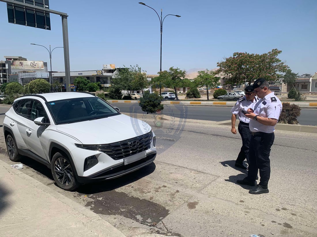 هاتوچۆی سلێمانی ئەو شۆفێرانەی سزادا کە ئۆتۆمبێلیان لەسەر شۆستە راگرتبوو