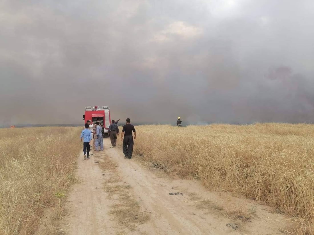 صور: داقوق تخمد 4 حرائق وتنقذ 10 آلاف دونم من محصول الحنطة