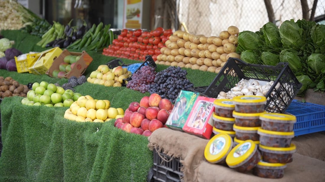 صور: قائمة بأسعار الخضار والفواكه في سوق الخالص.. دعوات لفرض رقابة حكومية