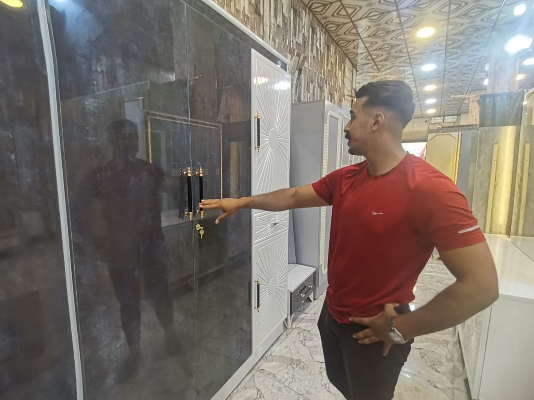 صور: غرف نوم بالمتانة العراقية والجمال التركي.. نجار بعقوبة أوجد الخلطة