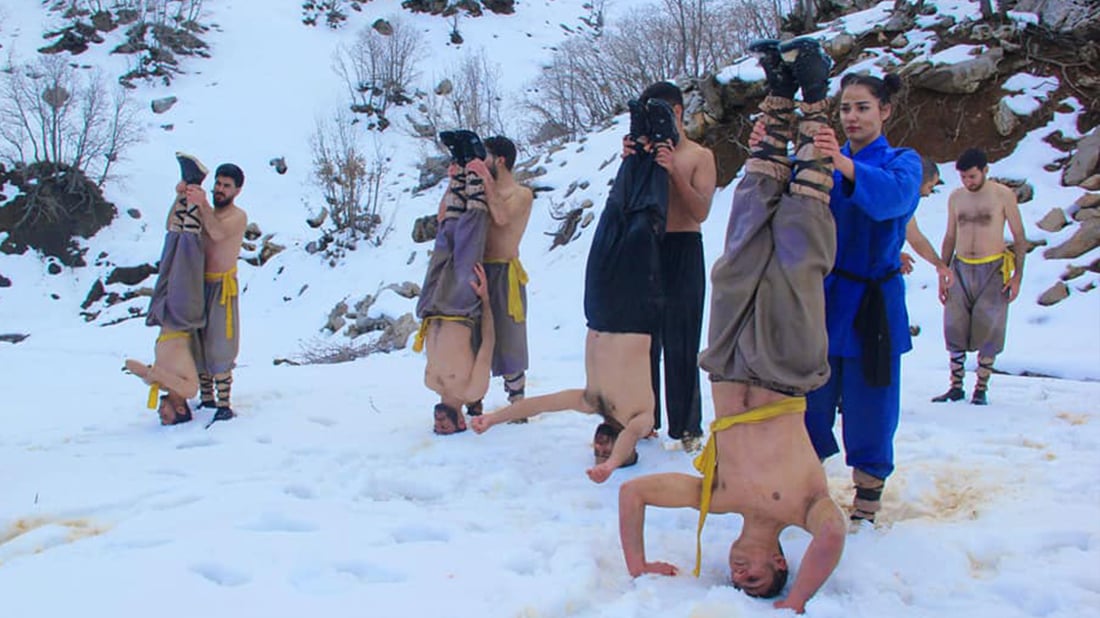 بەشێوازێکی جیاواز راهێنان دەکەن