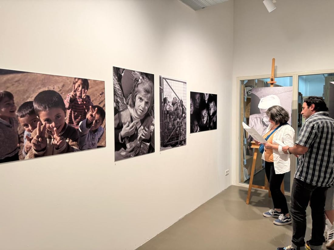 کوڕێکی کورد بەخەمی ئێزدییەکان کۆ کردەوەو بە فۆتۆ بردییە ئەڵمانیا