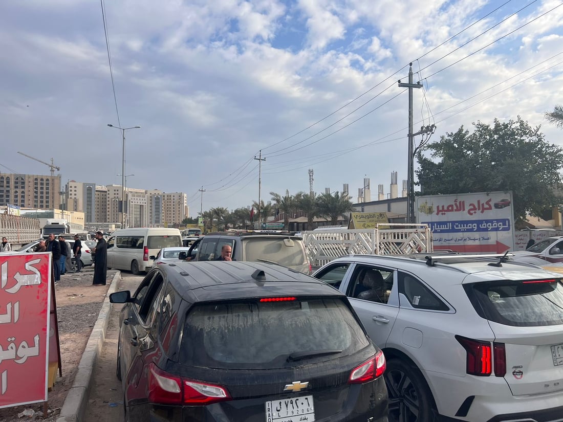 العطلة زحام في النجف لكن “الزيارة” اليوم كانت أقسى.. جمدت الحركة 90 دقيقة (صور)