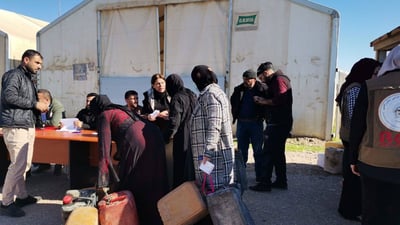 زيادة حصة النفط الأبيض للنازحين من 50 إلى 100 لتر لكل أسرة