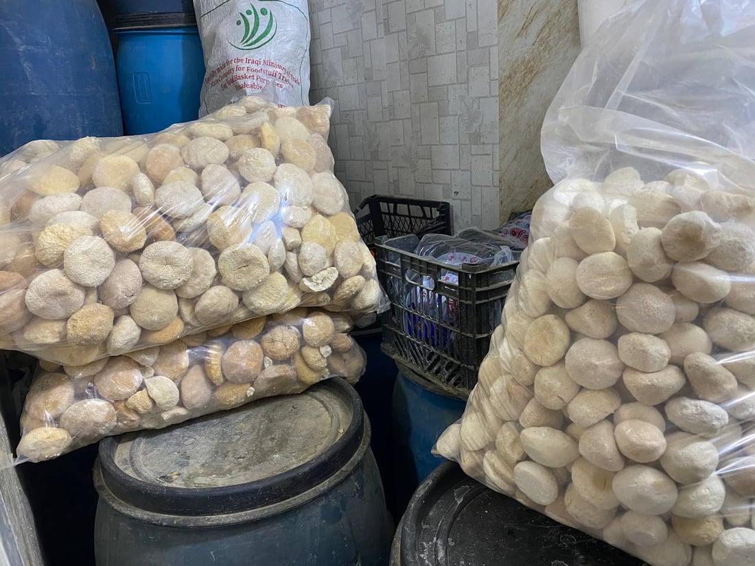 “الچثي” المالح الحامض يعود إلى هيت بوفرة.. اختفى عاماً كاملاً بسبب الجفاف (صور)