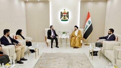 إعلامي عراقي بارز يغادر الصحافة ويدخل السياسة.. عمار الحكيم يعرض المساعدة