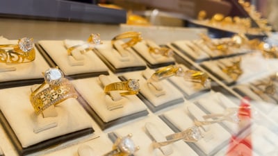 أسعار الذهب تسجل انخفاضاً في الأسواق العراقية اليوم الاثنين