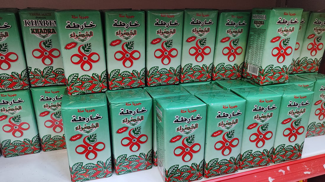 السوريون في كربلاء كأنهم في الوطن.. “سيدة الشام” سيوفر حتى سجائر “الحمراء” (صور)