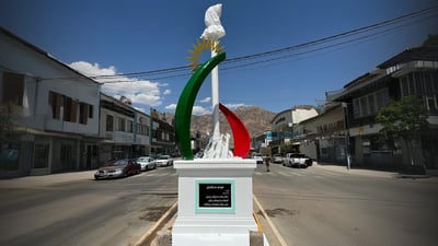 Statue commemorating 1991 Kurdish uprising unveiled in Raparin