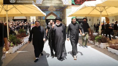 حساب الصدر يصعد ضد تيار الحكيم: الفساد عندهم سجية