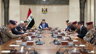 السوداني يجتمع بالمخابرات والحشد وكبار ضباط الجيش