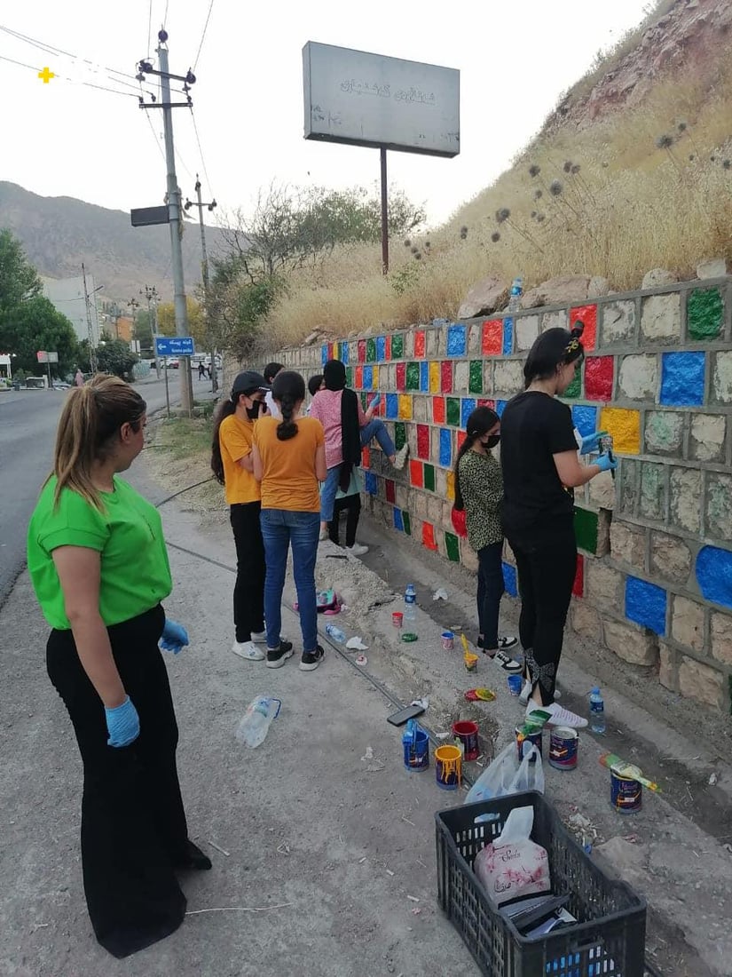 ڤانكوخ ده‌چێته‌ سه‌ر دیواره‌كانى شه‌قڵاوه‌