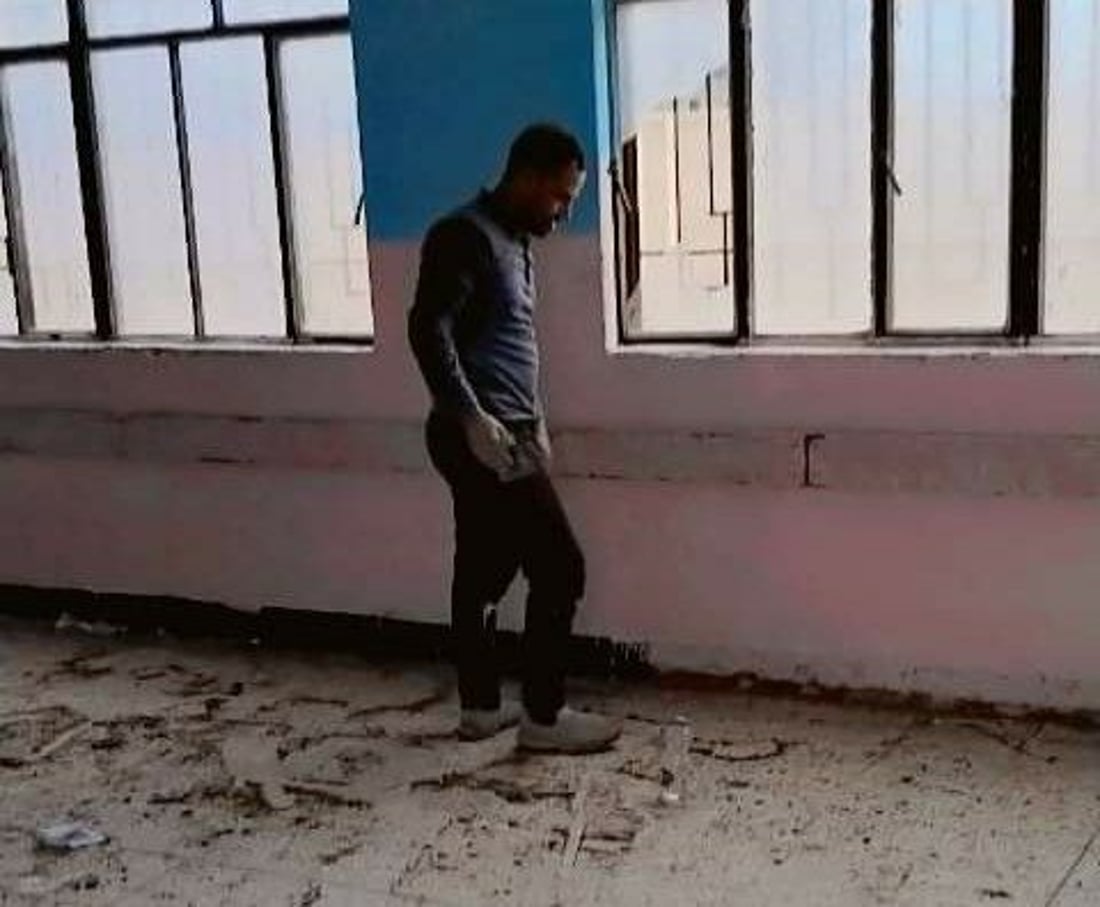 محاضرون بلا أجور يتكفلون بإعادة ترميم مدرسة طوعياً في الوركاء
