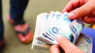 دخل العراقي 70 دولاراً.. “نحن دولة فقيرة مثل مالي وتشاد بدون النفط”