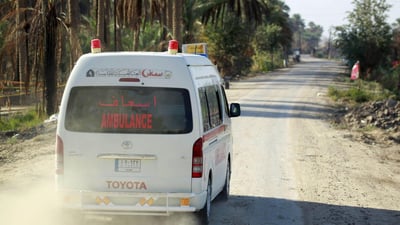 واسط: إصابة 14 زائراً إيرانياً بحادثين منفصلين في قضائي بدرة والنعمانية