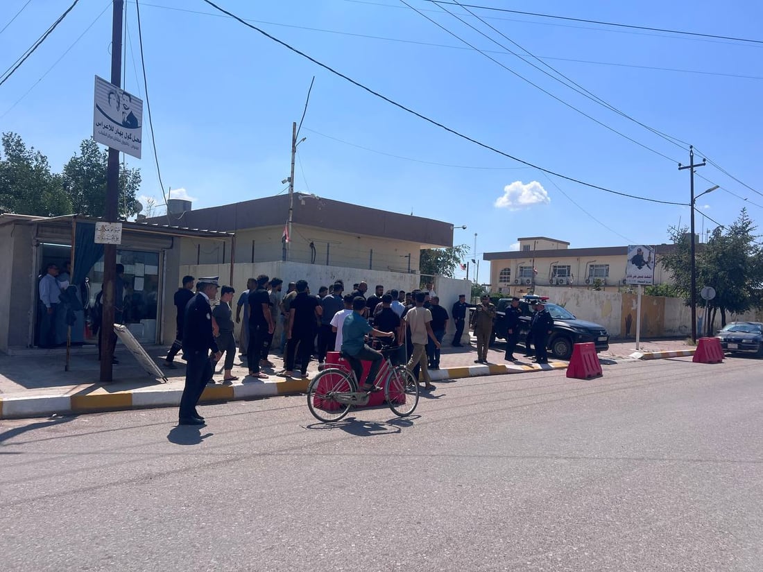 أسماك الكارب لم تغادر داقوق منذ شهر.. احتجاج أمام القائمقامية